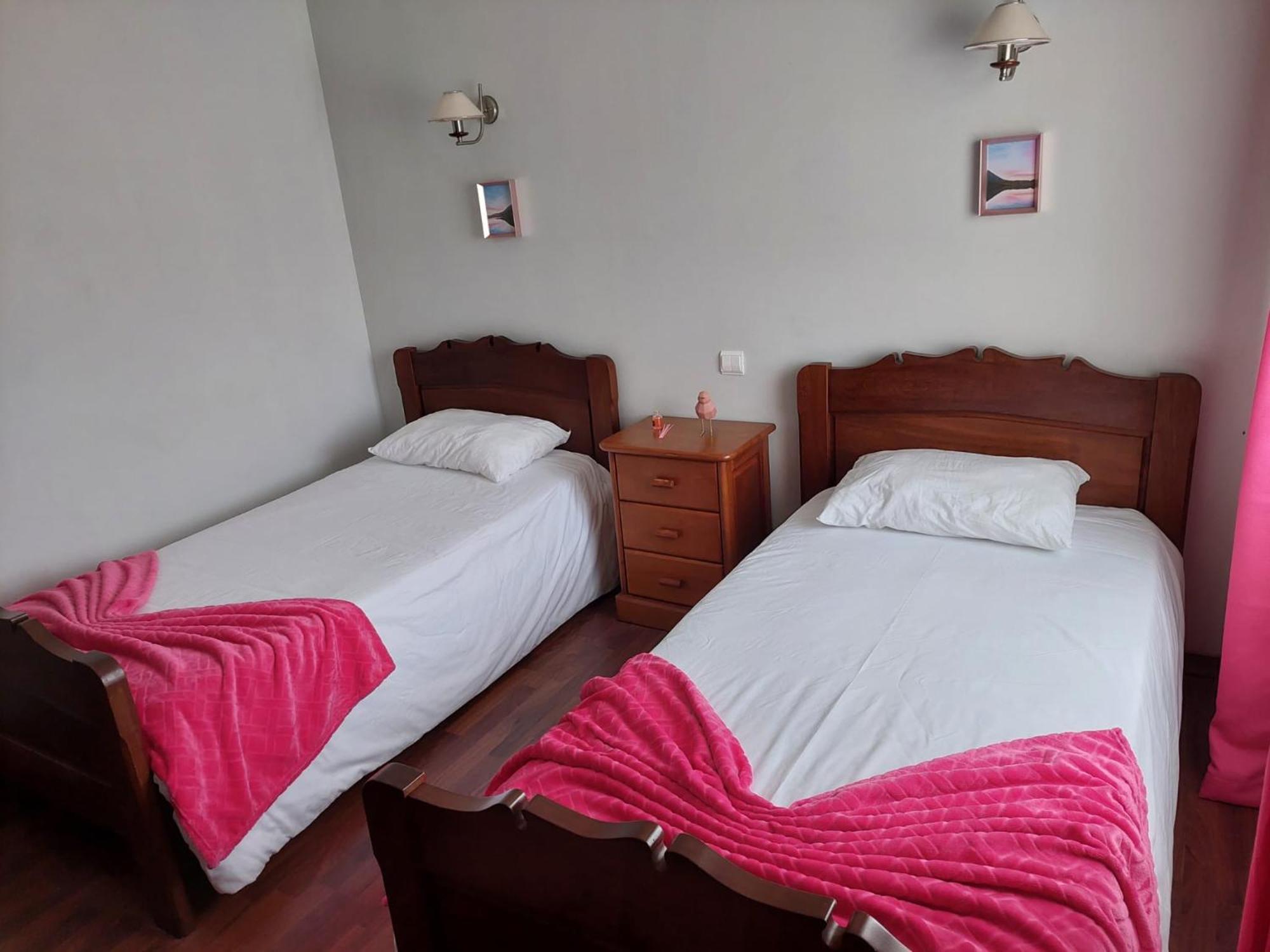 Alojamentos A Buraca Sao Roque do Pico Ngoại thất bức ảnh