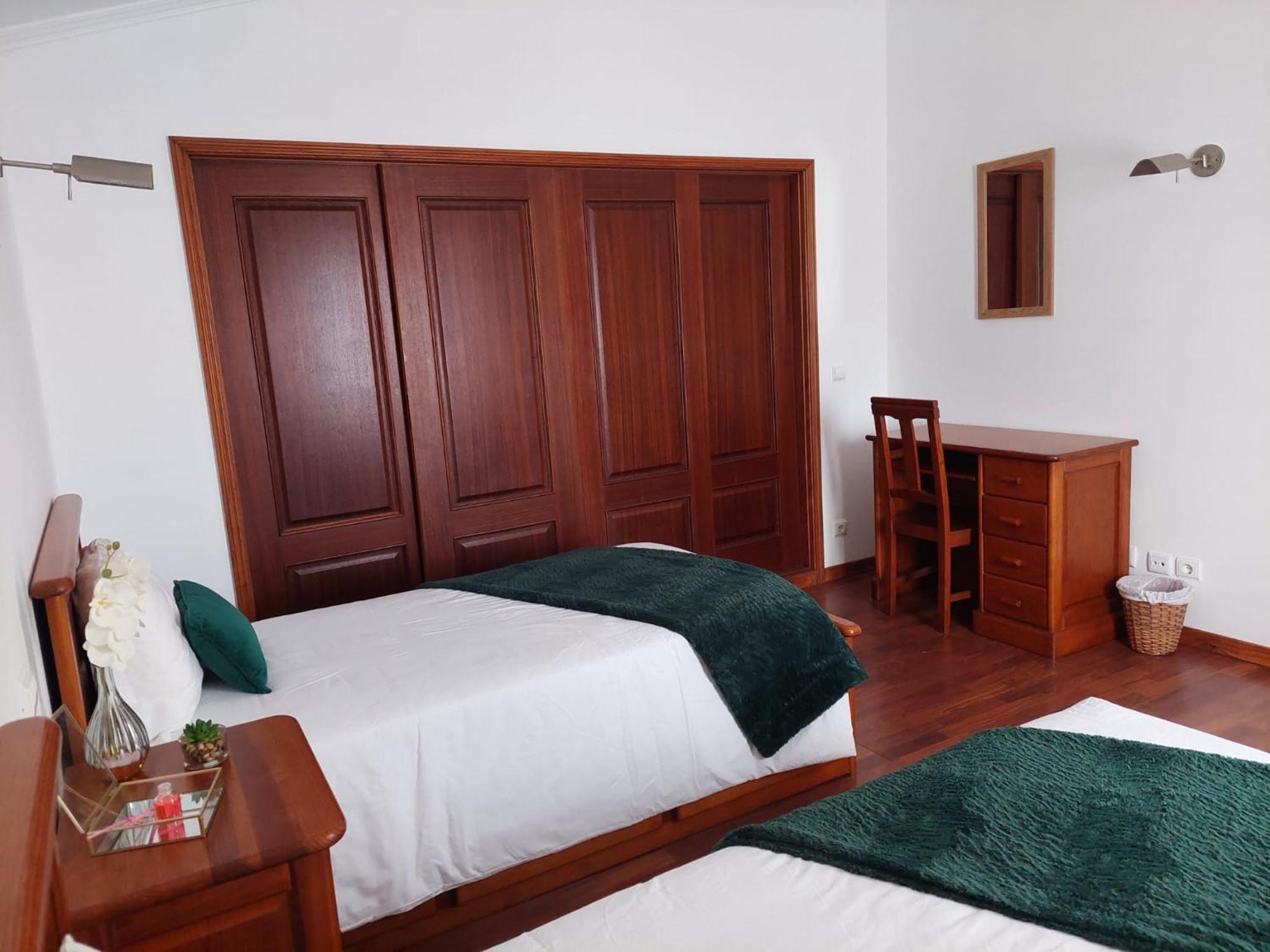 Alojamentos A Buraca Sao Roque do Pico Ngoại thất bức ảnh
